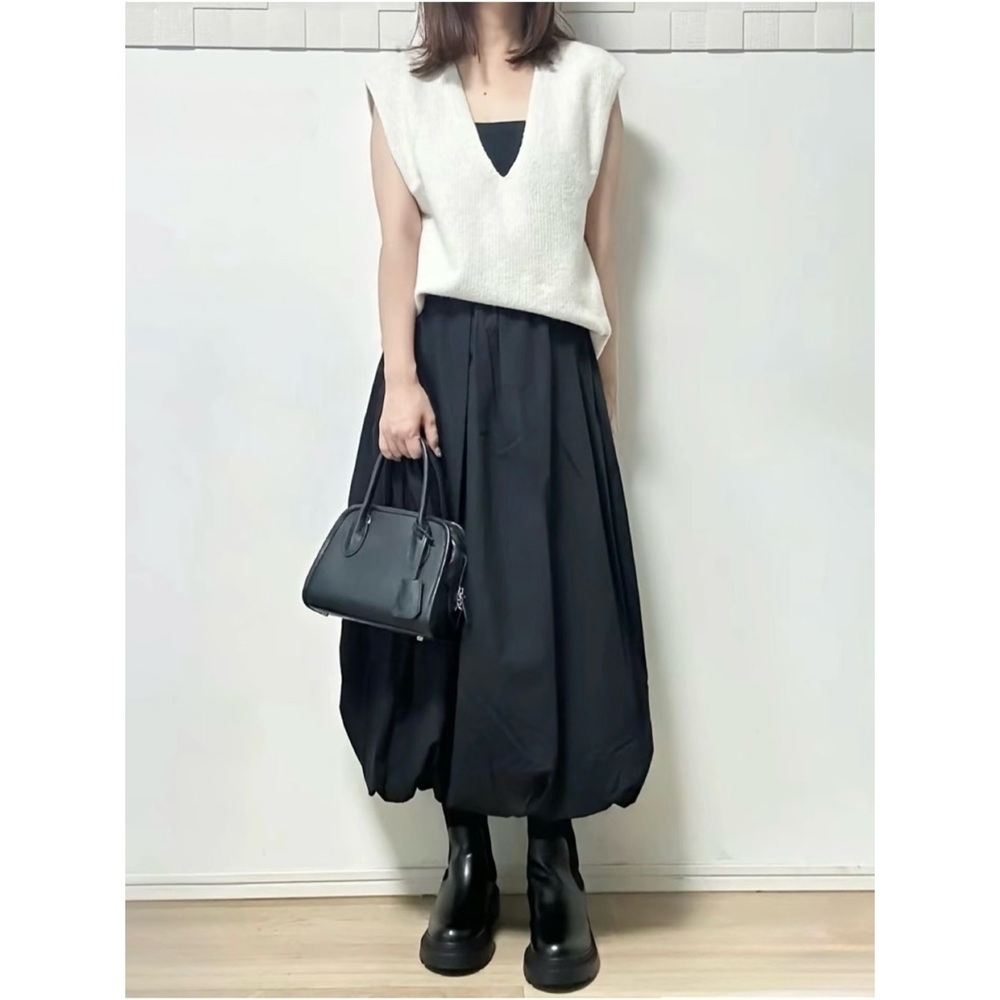 ❤️🔥GU - Black Bubble Midi Skirt - XL